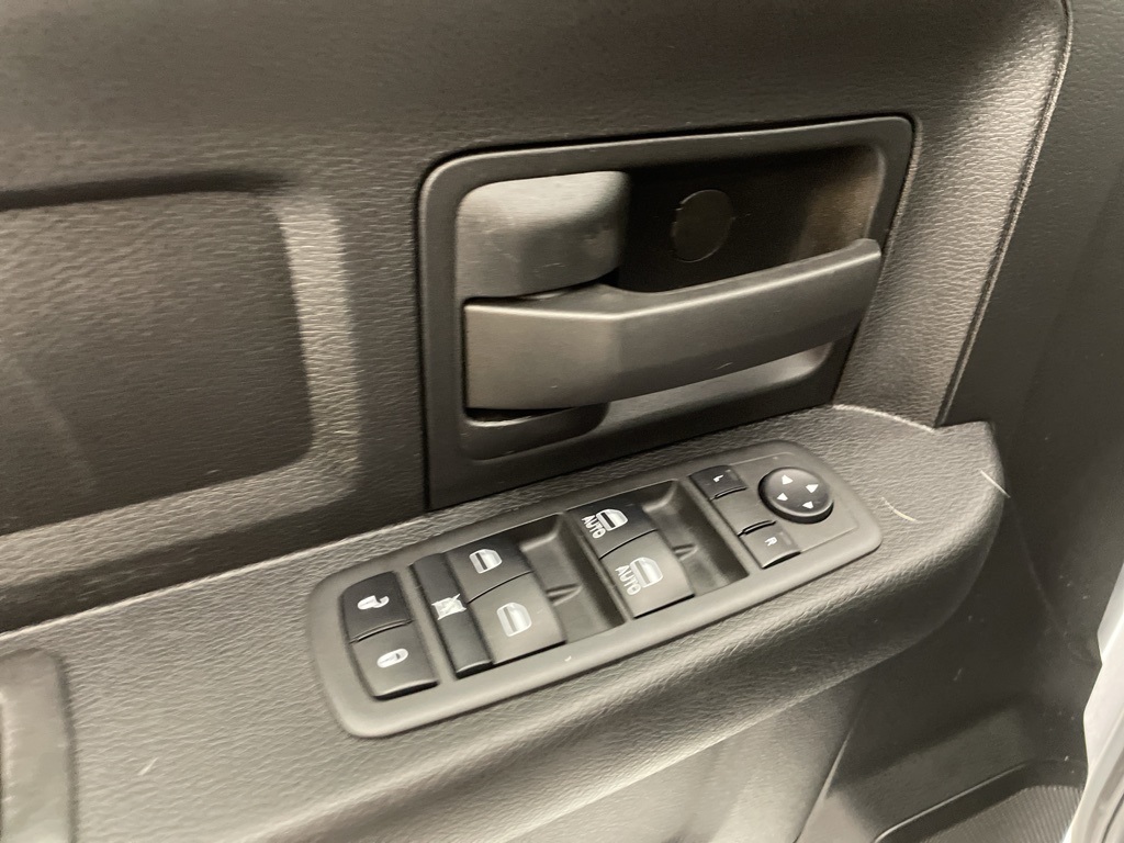 2022 Ram 2500 Tradesman photo 16