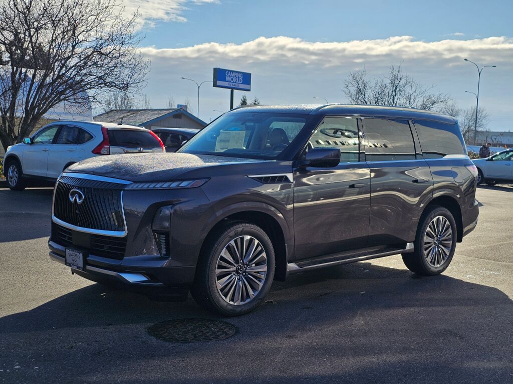 2025 Infiniti QX80 Luxe photo 3