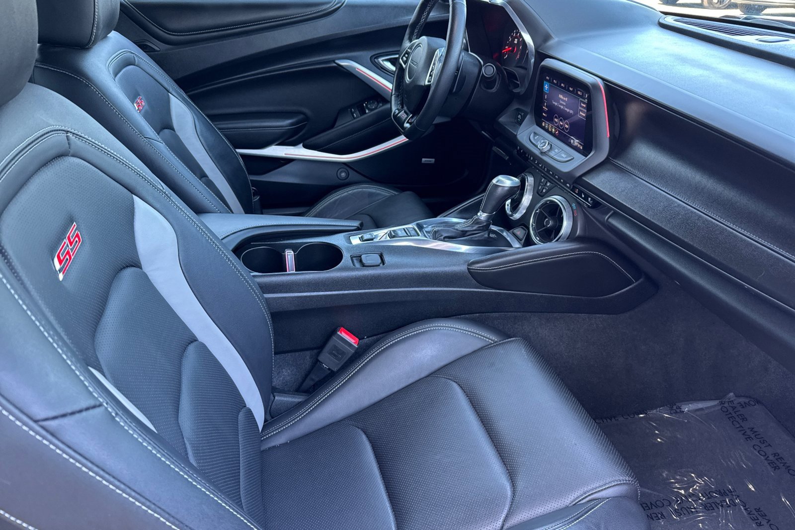 2019 Chevrolet Camaro 2SS photo 17