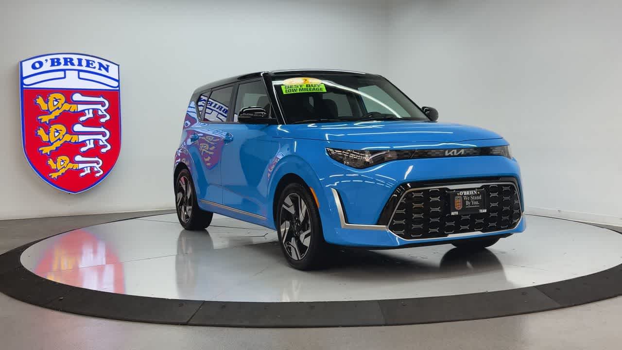 2024 Kia Soul GT-Line photo 2