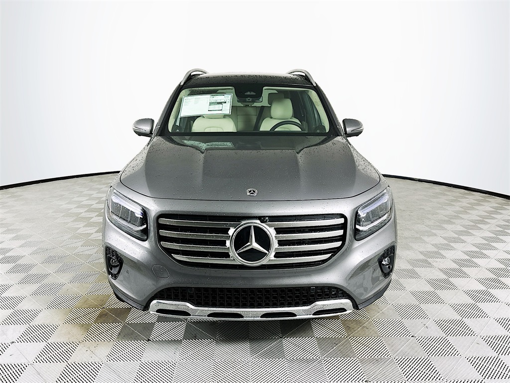 2026 Mercedes Benz GLB 250 photo 2
