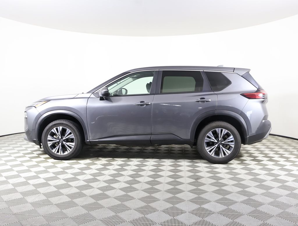 2023 Nissan Rogue SV photo 2