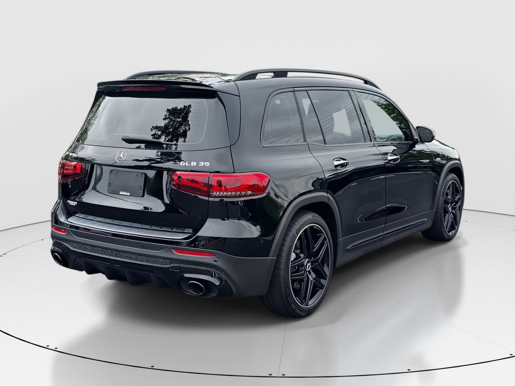 2022 Mercedes Benz GLB AMG 35 photo 5