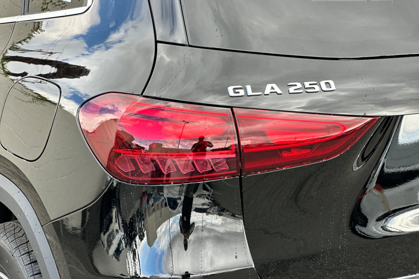 2026 Mercedes Benz GLA 250 photo 4