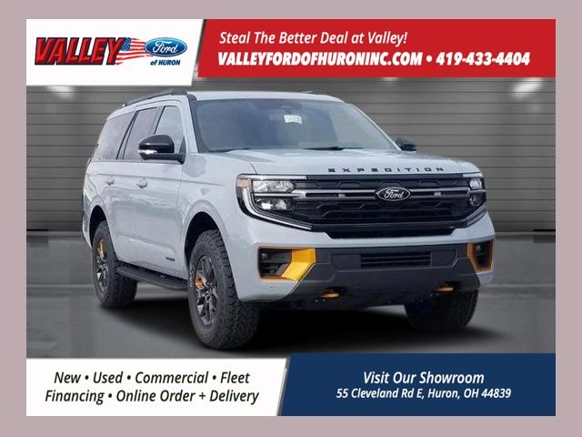 2025 Ford Expedition Tremor's photo