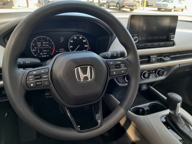 2023 Honda HR-V LX photo 7