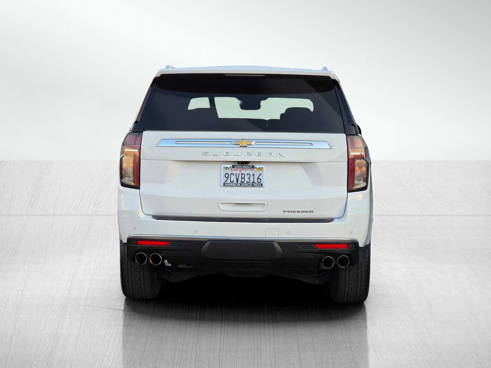 2023 Chevrolet Suburban Premier photo 6