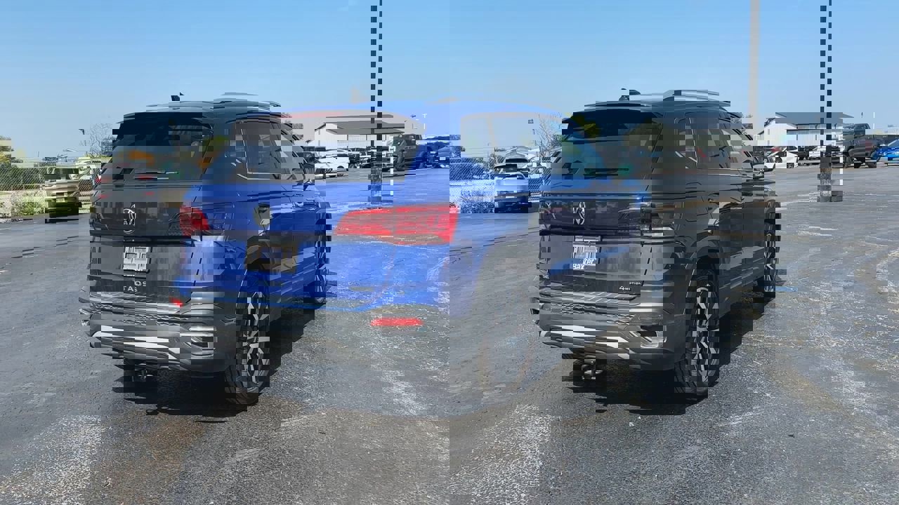 2022 Volkswagen Taos SE photo 8