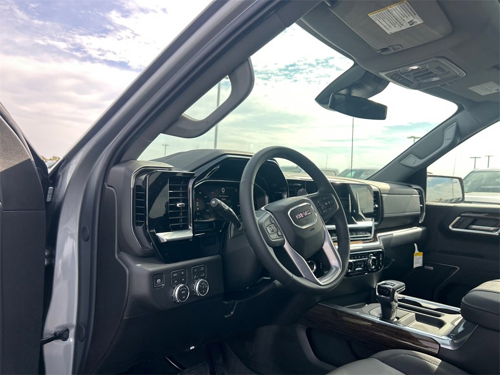 2026 GMC SIERRA - Image 16