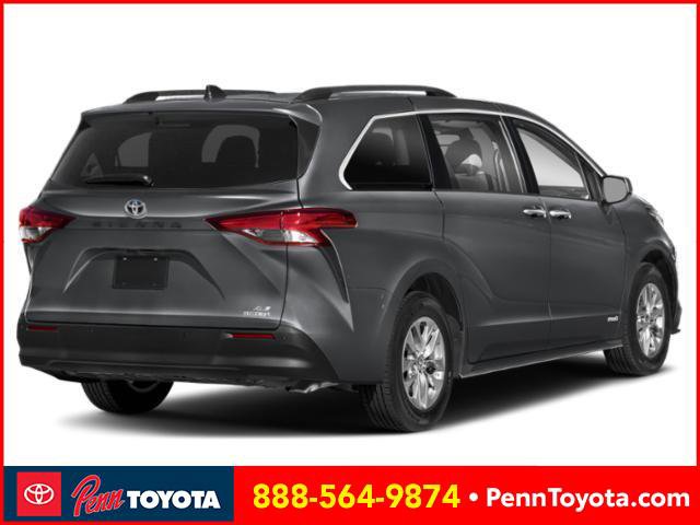 2025 Toyota Sienna XLE photo 2