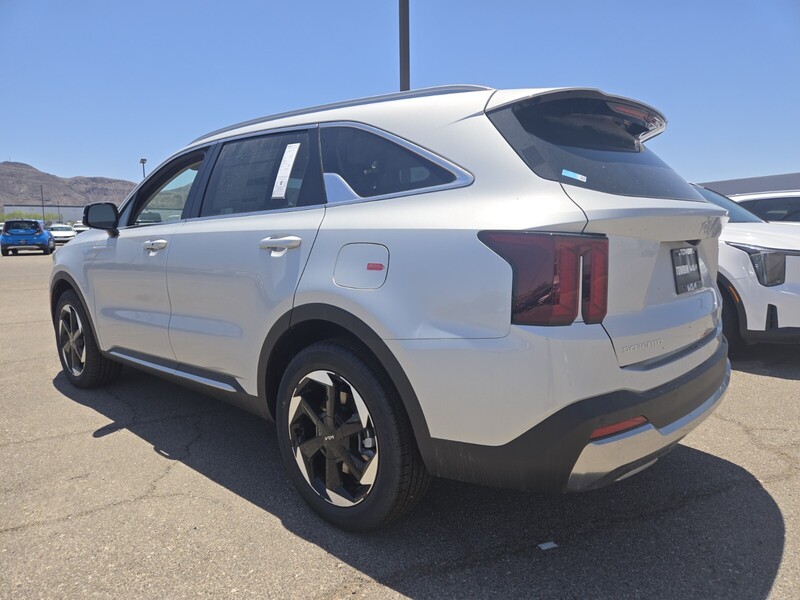 2025 Kia Sorento Hybrid EX photo 2
