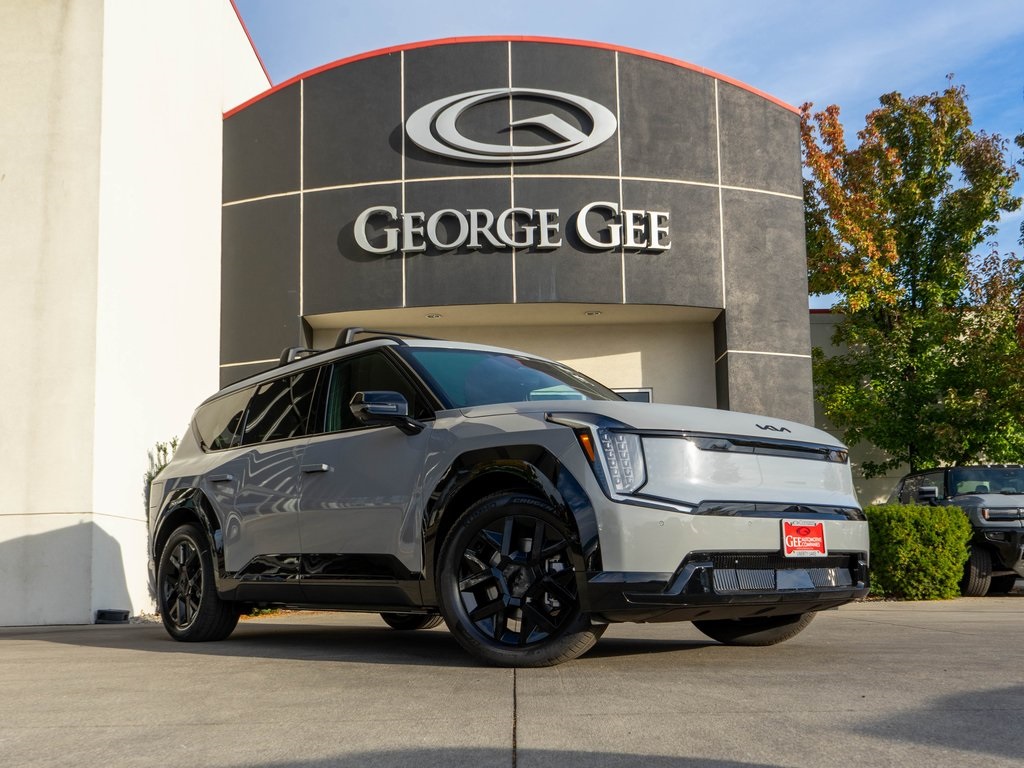 2026 Kia EV9 Land's photo