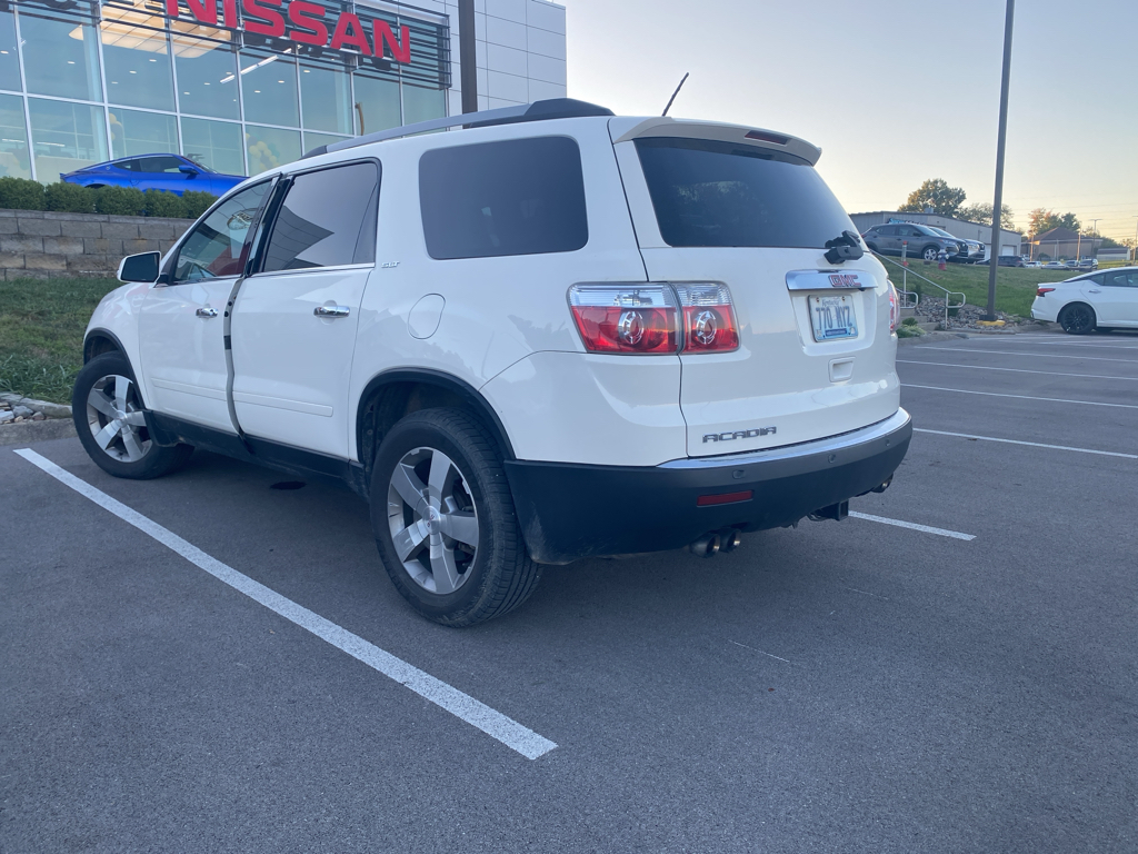 2012 Gmc Acadia SLT photo 2