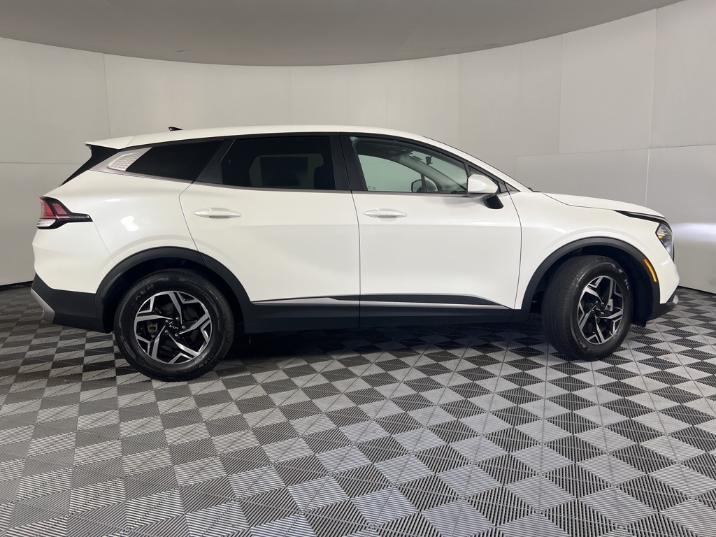 2023 Kia Sportage LX photo 10