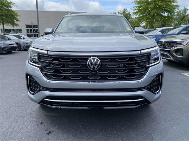 2025 Volkswagen Atlas SEL Premium R-Line photo 2