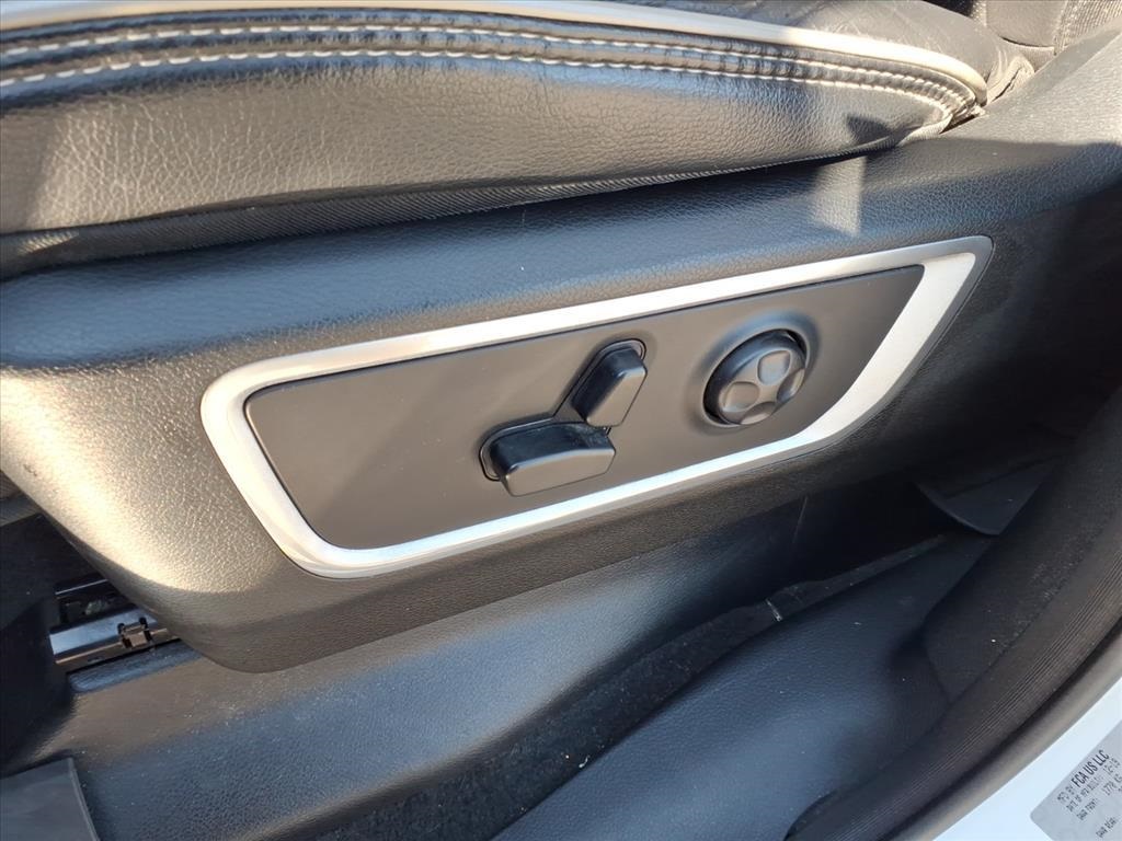2020 Ram 1500 Laramie photo 12
