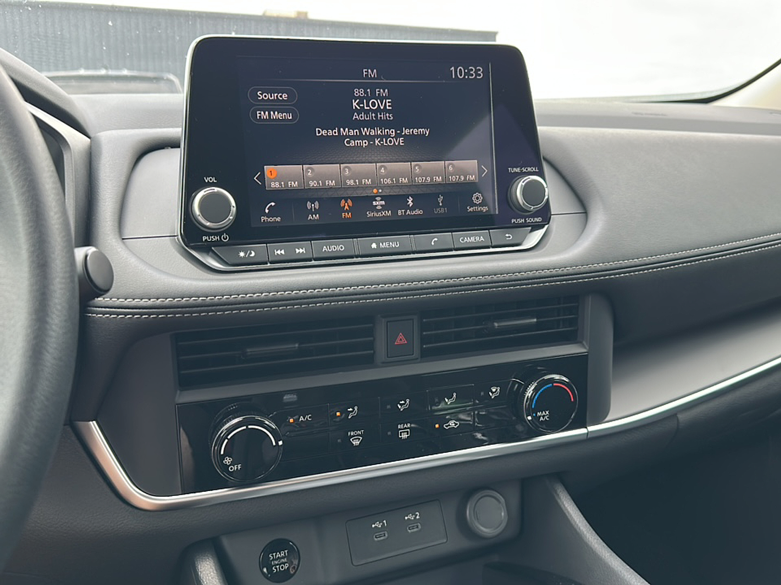 2026 Nissan Rogue S photo 11