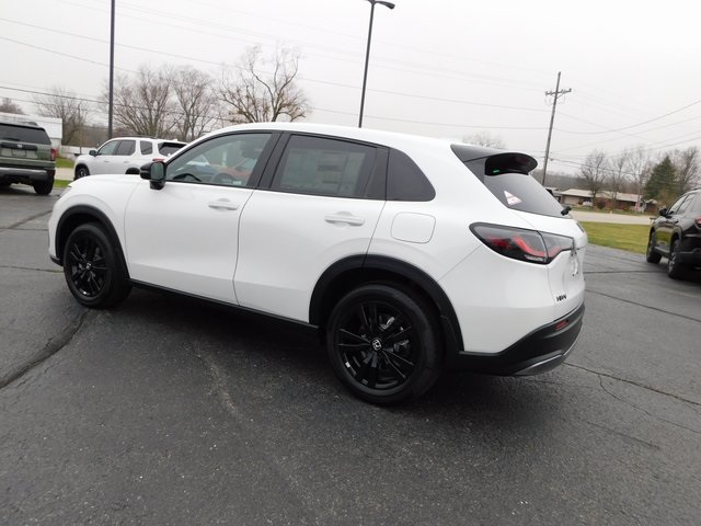 2026 Honda HR-V Sport photo 3