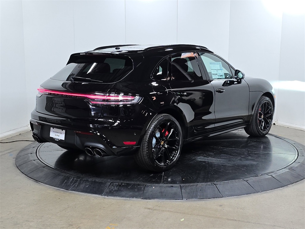 2026 Porsche Macan GTS photo 5