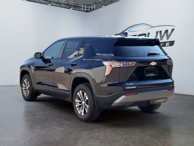 2026 Chevrolet Equinox LT photo 4