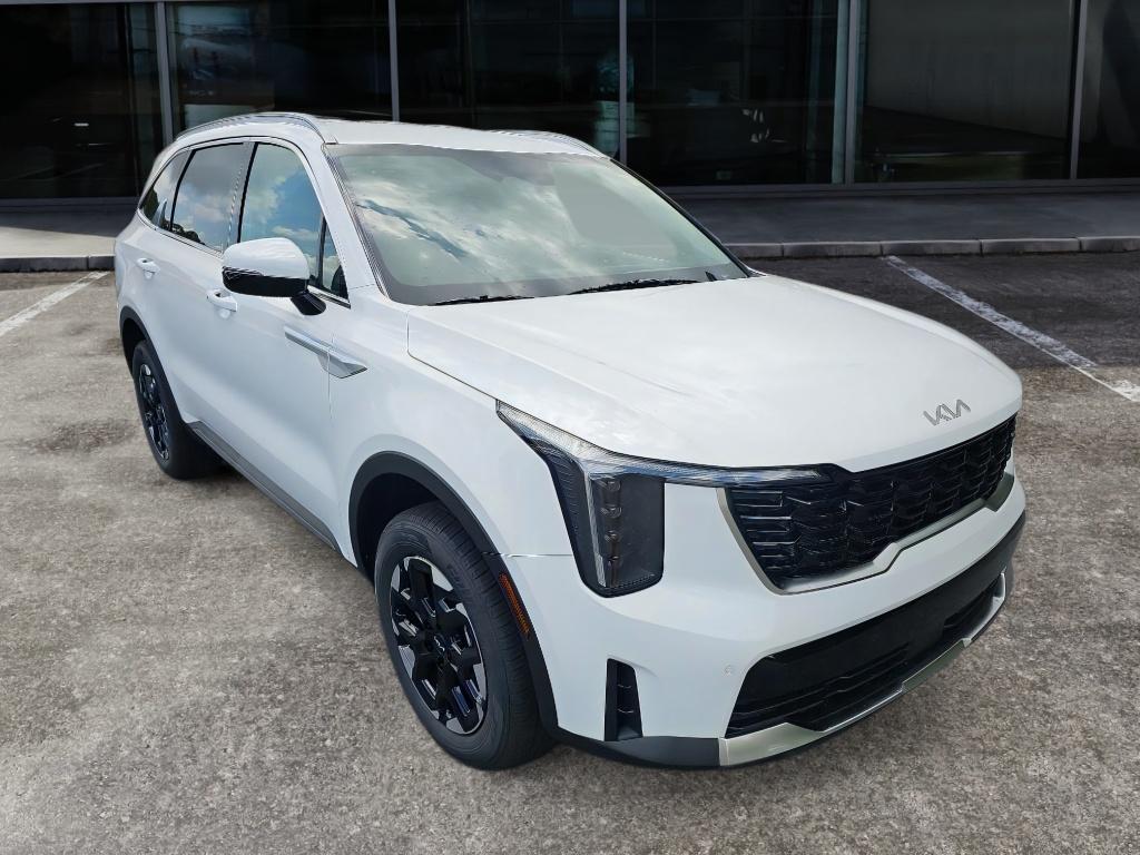 2025 Kia Sorento S photo 3