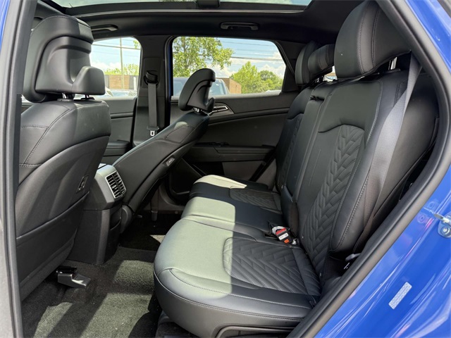2026 Kia Sportage X-Line photo 9