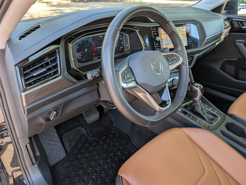 2023 Volkswagen Jetta 1.5T SEL photo 9