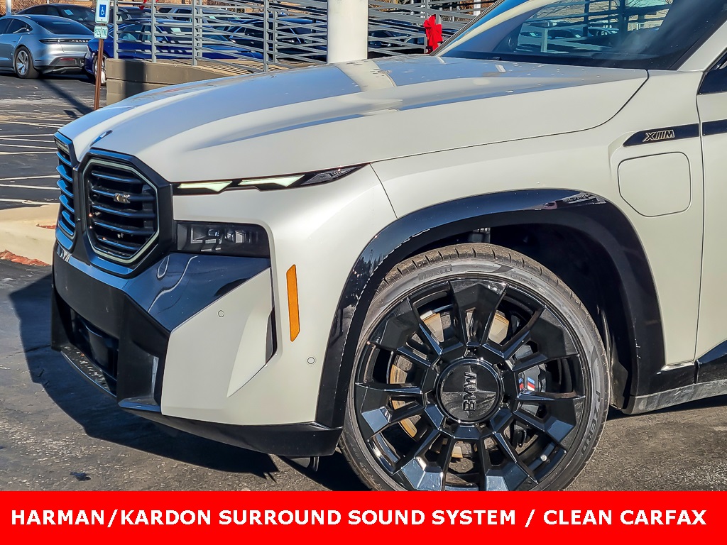 2023 BMW XM BASE AWD - Image 1