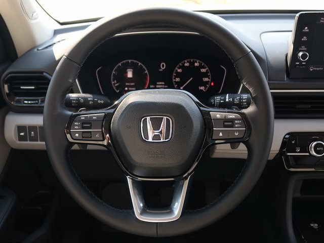 2025 Honda Pilot Touring photo 13