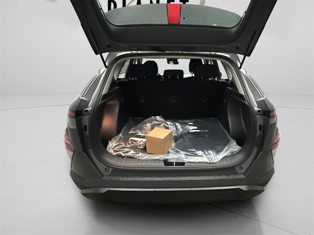 2026 Hyundai Kona SE photo 19