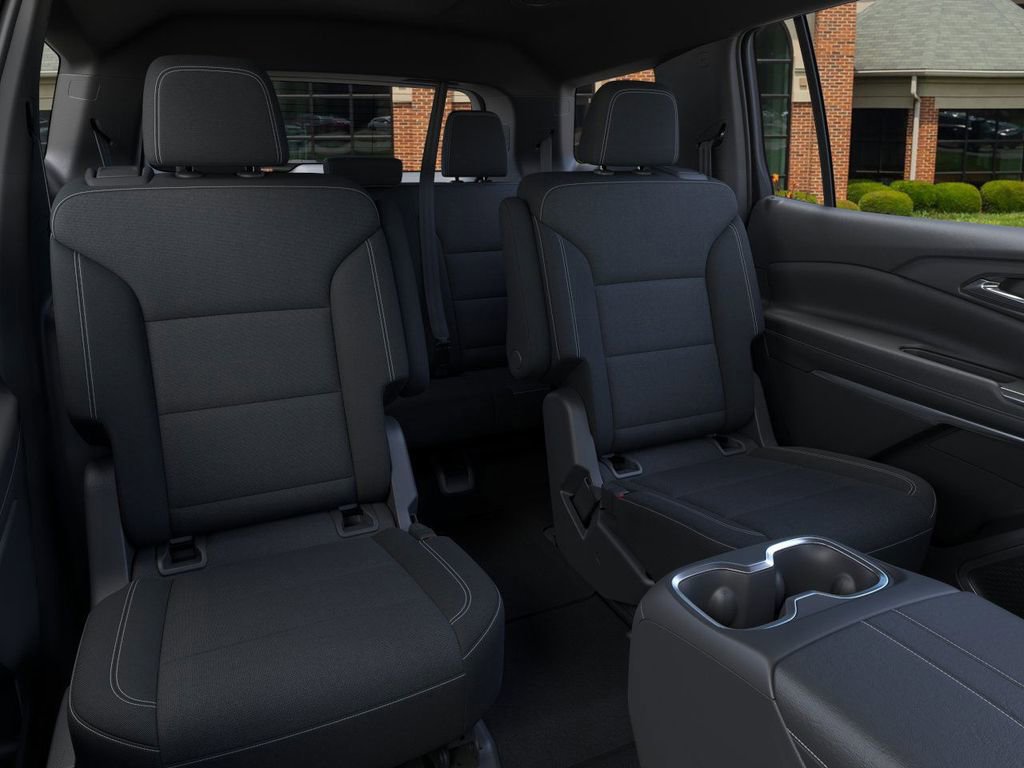2026 Chevrolet Traverse photo 13