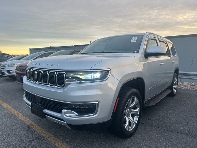 2022 Jeep Wagoneer Series II's photo