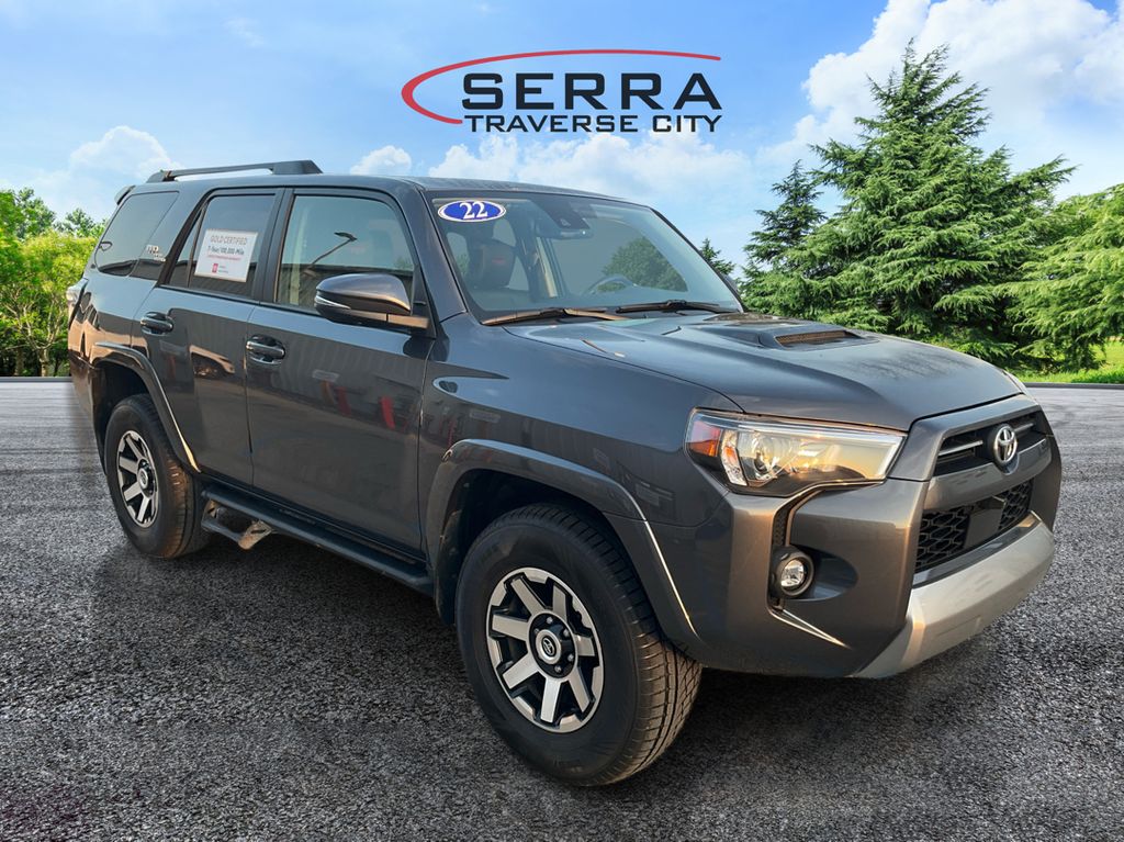 2022 Toyota 4Runner TRD Off-Road Premium photo 3