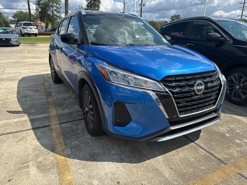 2023 Nissan Kicks SV photo 3