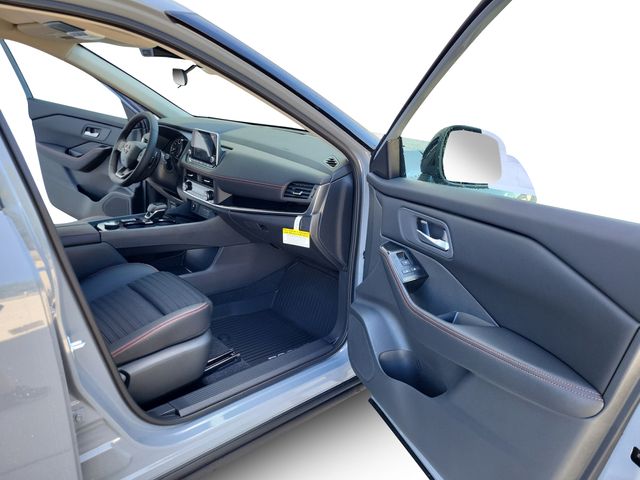 2026 Nissan Rogue SV photo 25