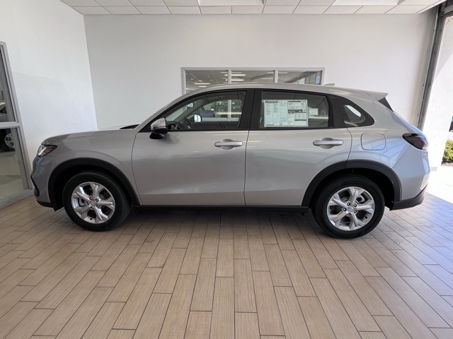 2025 Honda HR-V LX photo 3