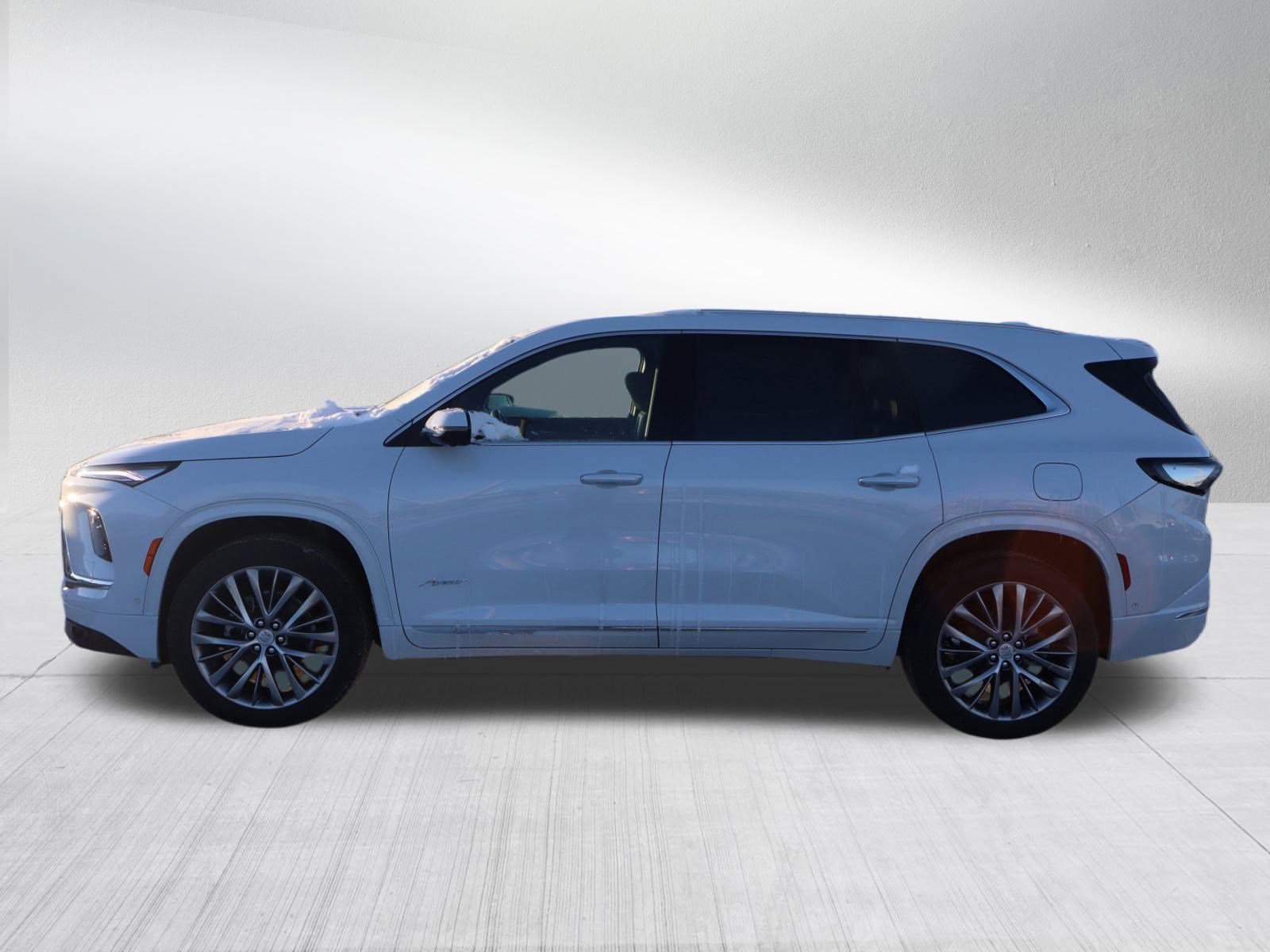 2026 Buick Enclave Avenir photo 4