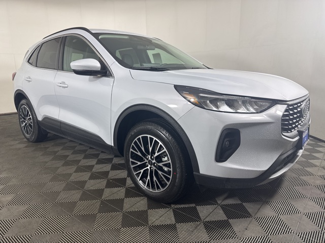 2026 Ford Escape PHEV's photo