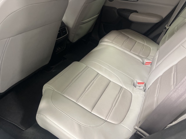 2017 Honda CR-V Touring photo 27