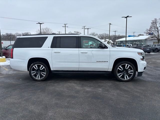 2020 Chevrolet Suburban LT photo 4