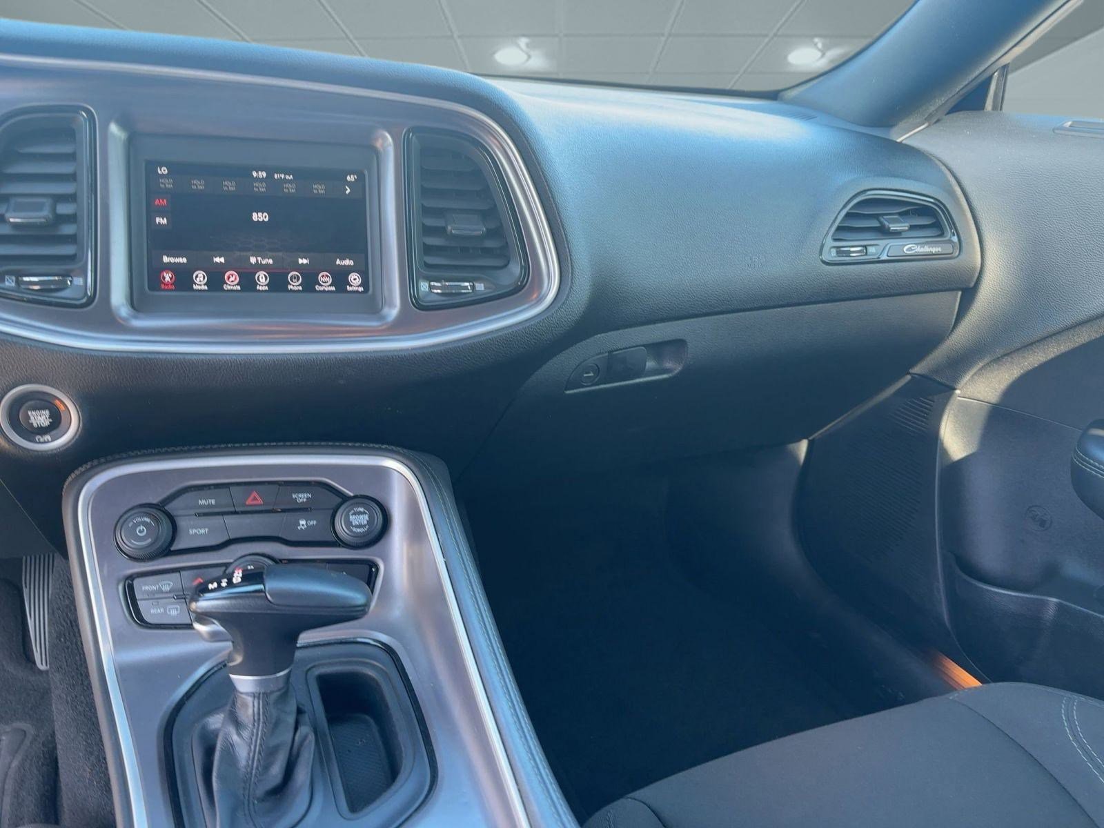 2020 Dodge Challenger SXT photo 25