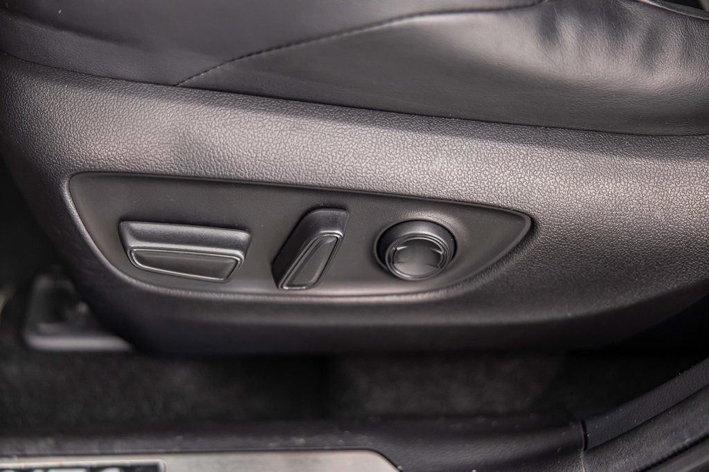 2022 TOYOTA VENZA - Image 23