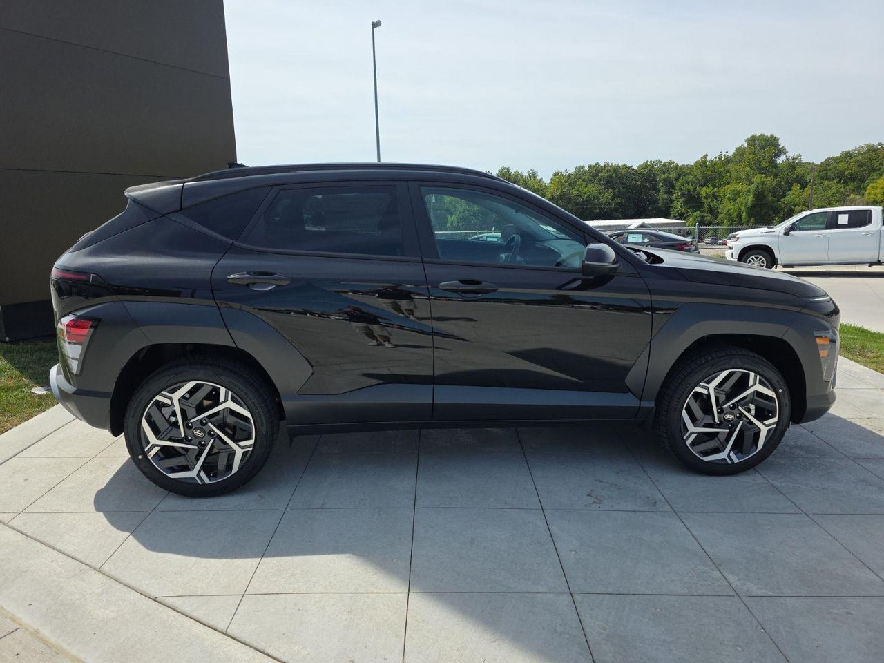 2026 Hyundai Kona SEL photo 3