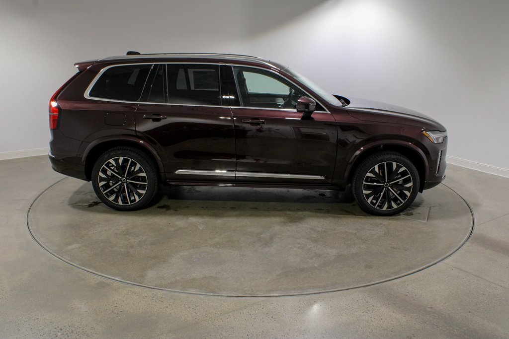 2026 Volvo XC90 Plus photo 6