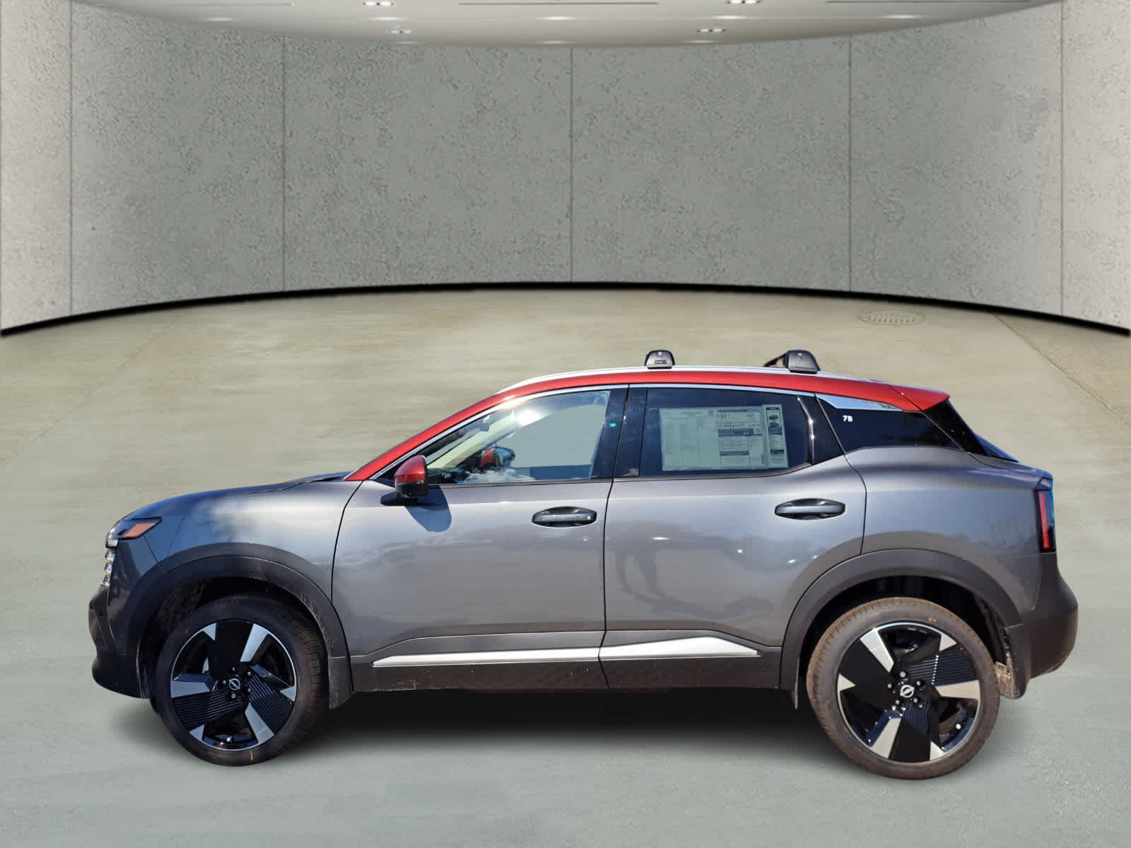 2026 Nissan Kicks SR photo 8