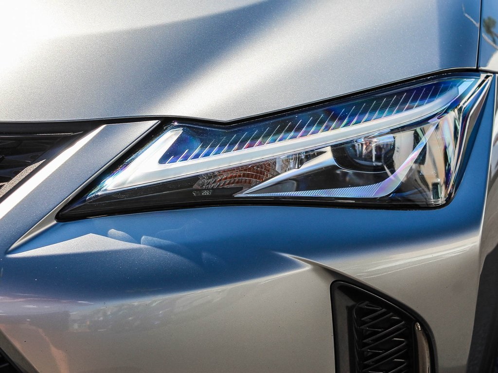 2019 Lexus UX 250h F SPORT photo 4