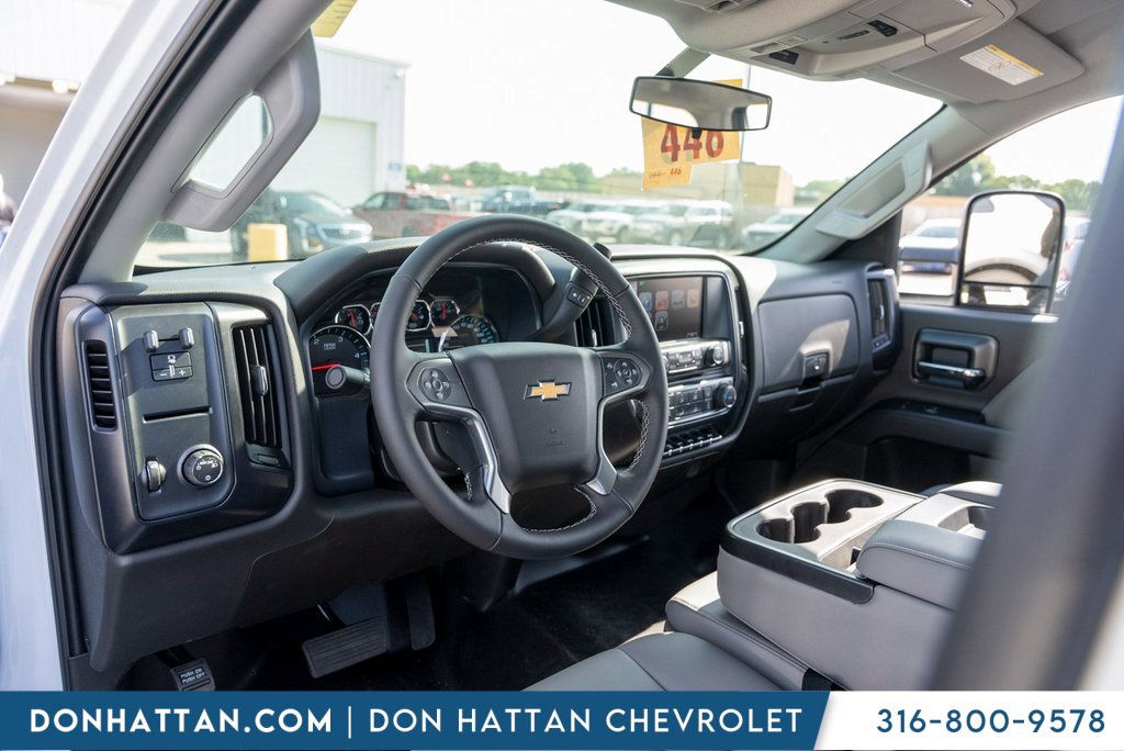 2024 Chevrolet Silverado 4500HD Work Truck photo 4