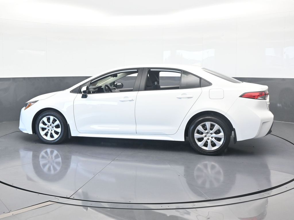 Used 2025 Toyota Corolla LE with VIN 5YFB4MDE0SP228938 for sale in Northfield, Minnesota