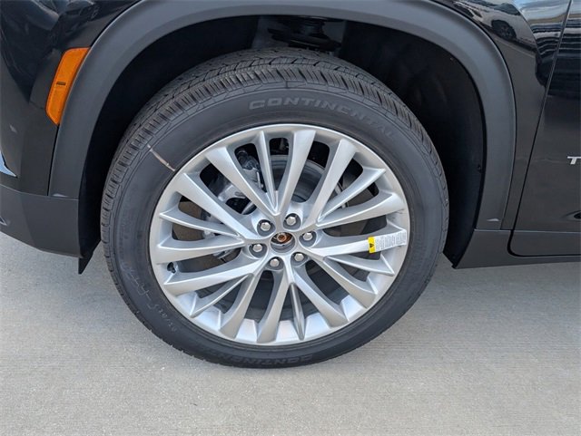 2026 Chevrolet Traverse photo 2