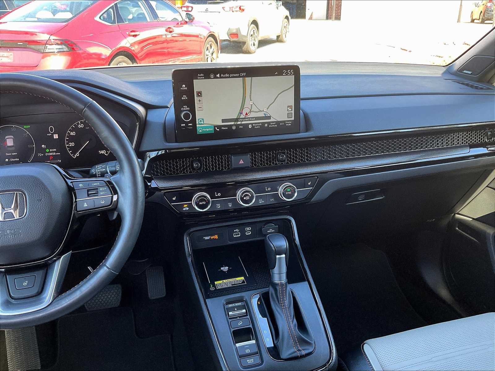 2024 Honda CR-V Hybrid Sport Touring photo 18